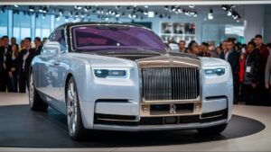 Rolls-Royce Phantom 2025
